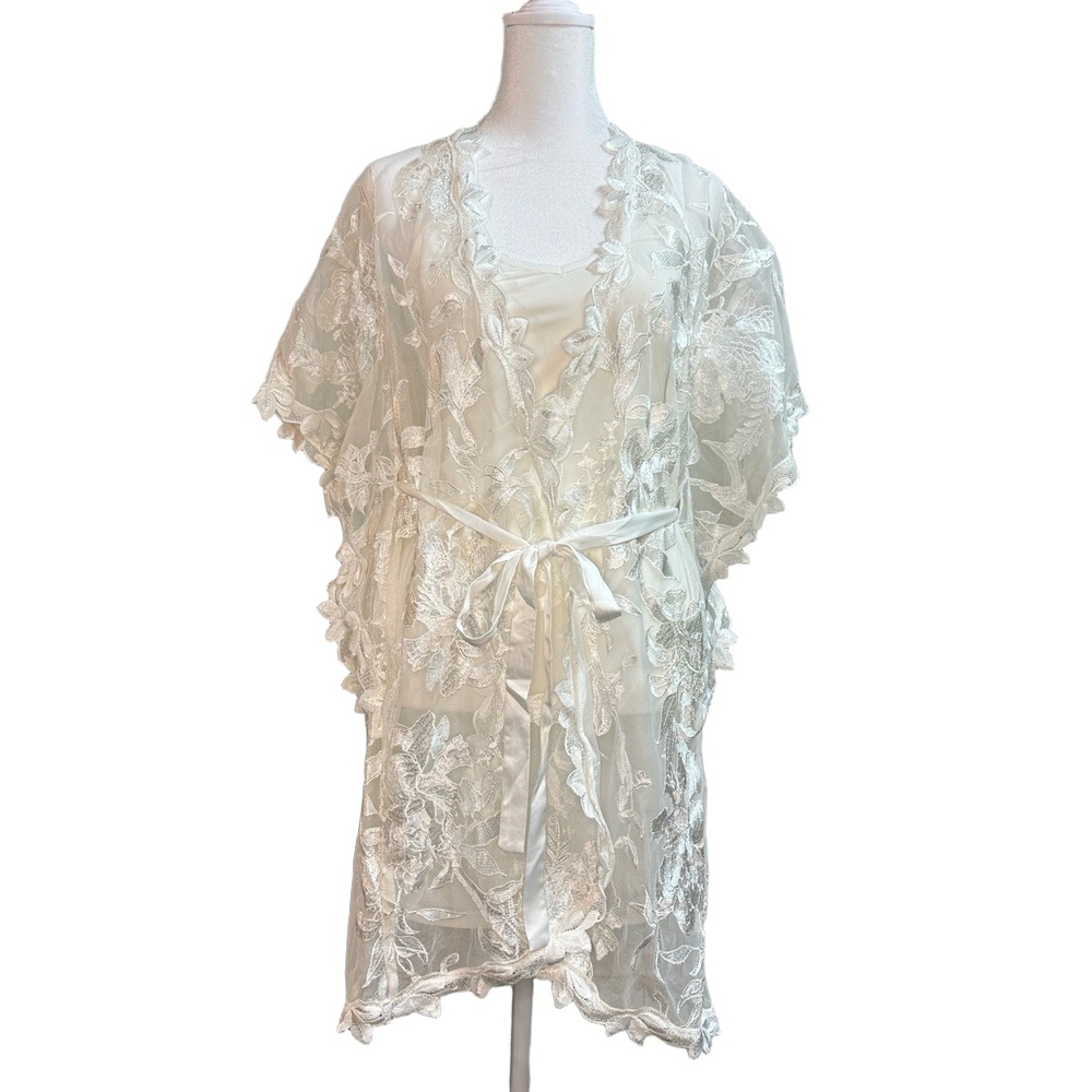 NWT Le Rose Womens XS/S Bridal Robe Sheer Lace Floral‎ Embroidery w/Slip Dress